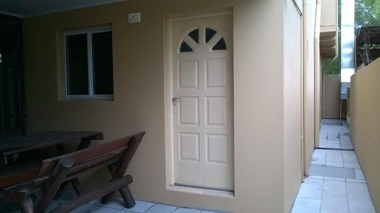 Apartamentos Rio Uruguay Colón Exteriör bild